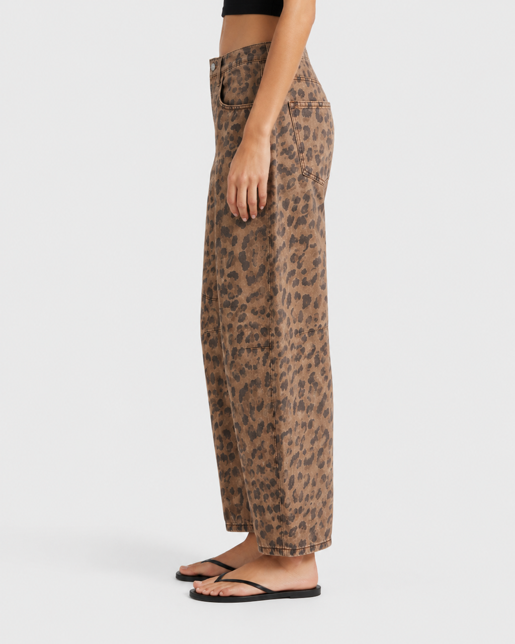 Zara Elegant Curved High Waist Barrel Jeans