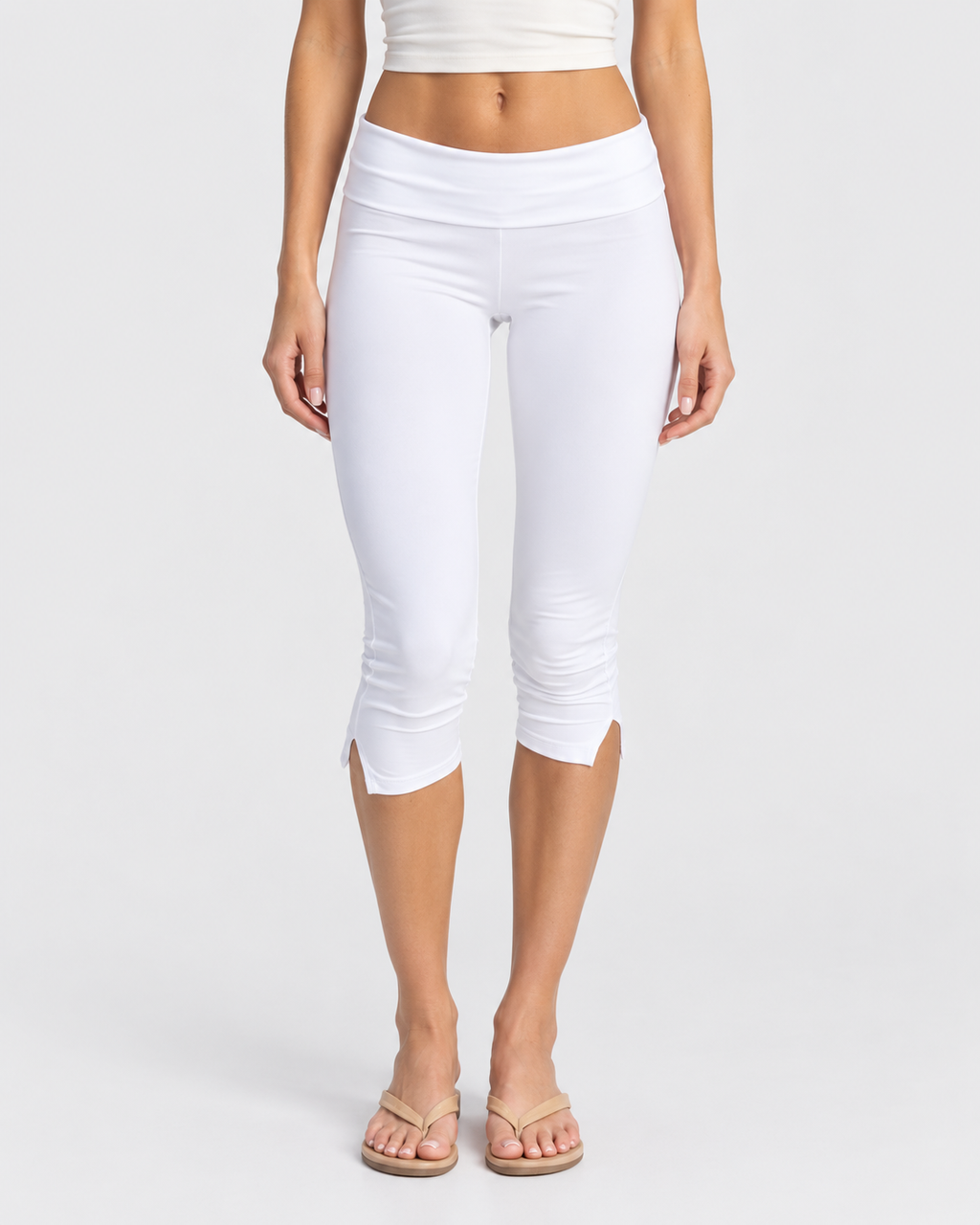 Chloe Low Rise Split Hem Capri Leggings