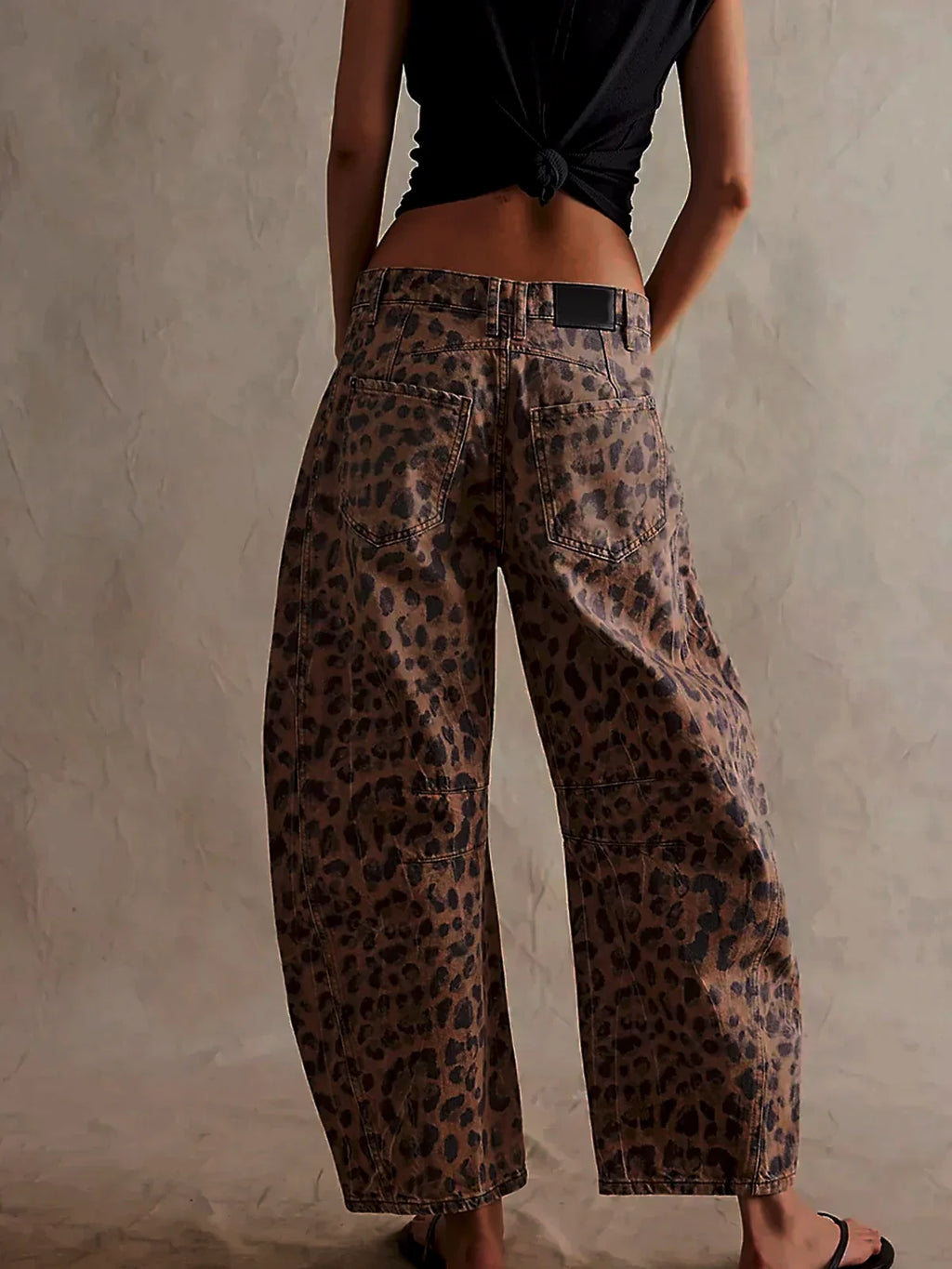 Women's Elegant Barrel Jeans