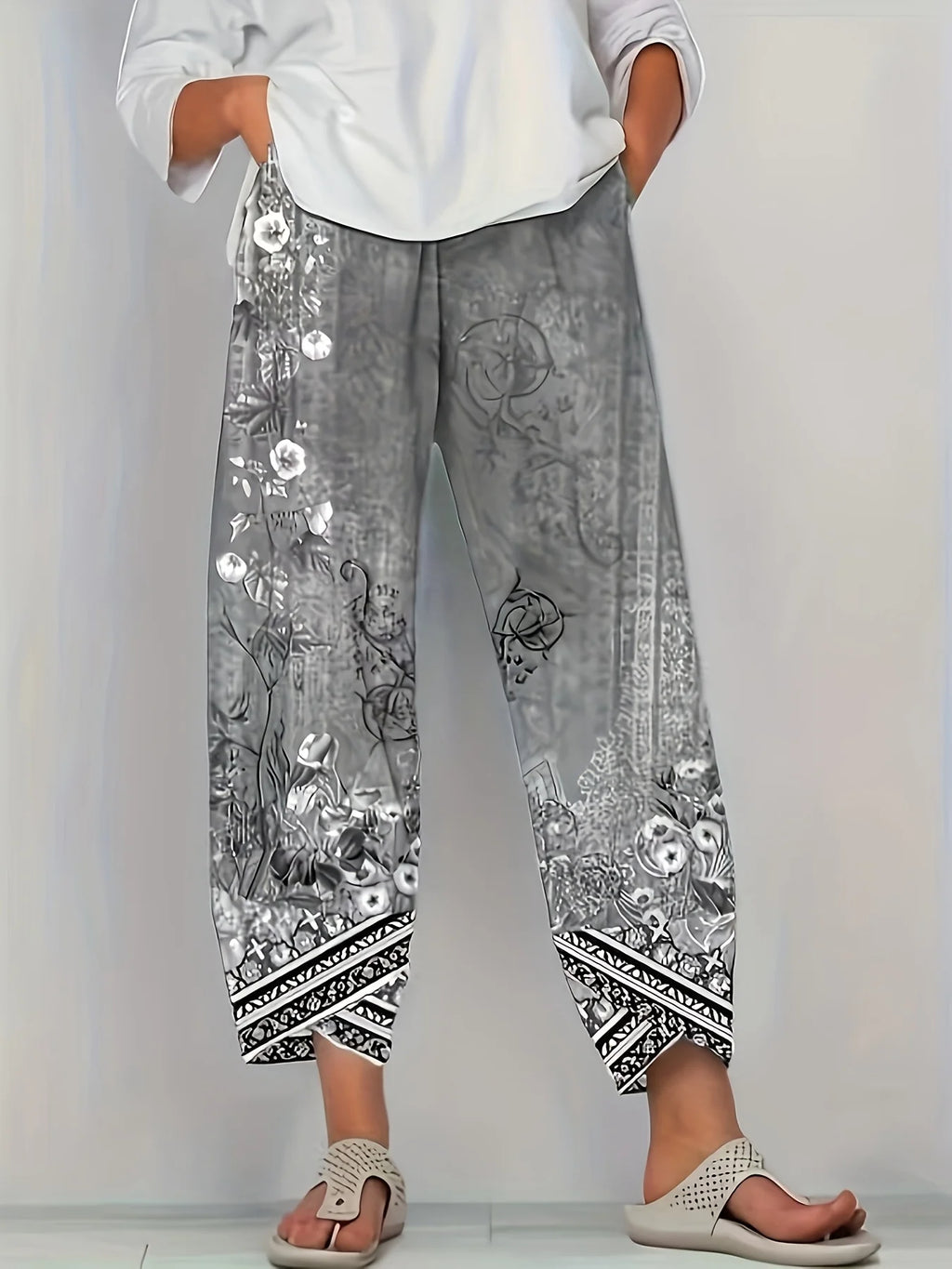 Women's Elegant Botanical Cropped Trousers
