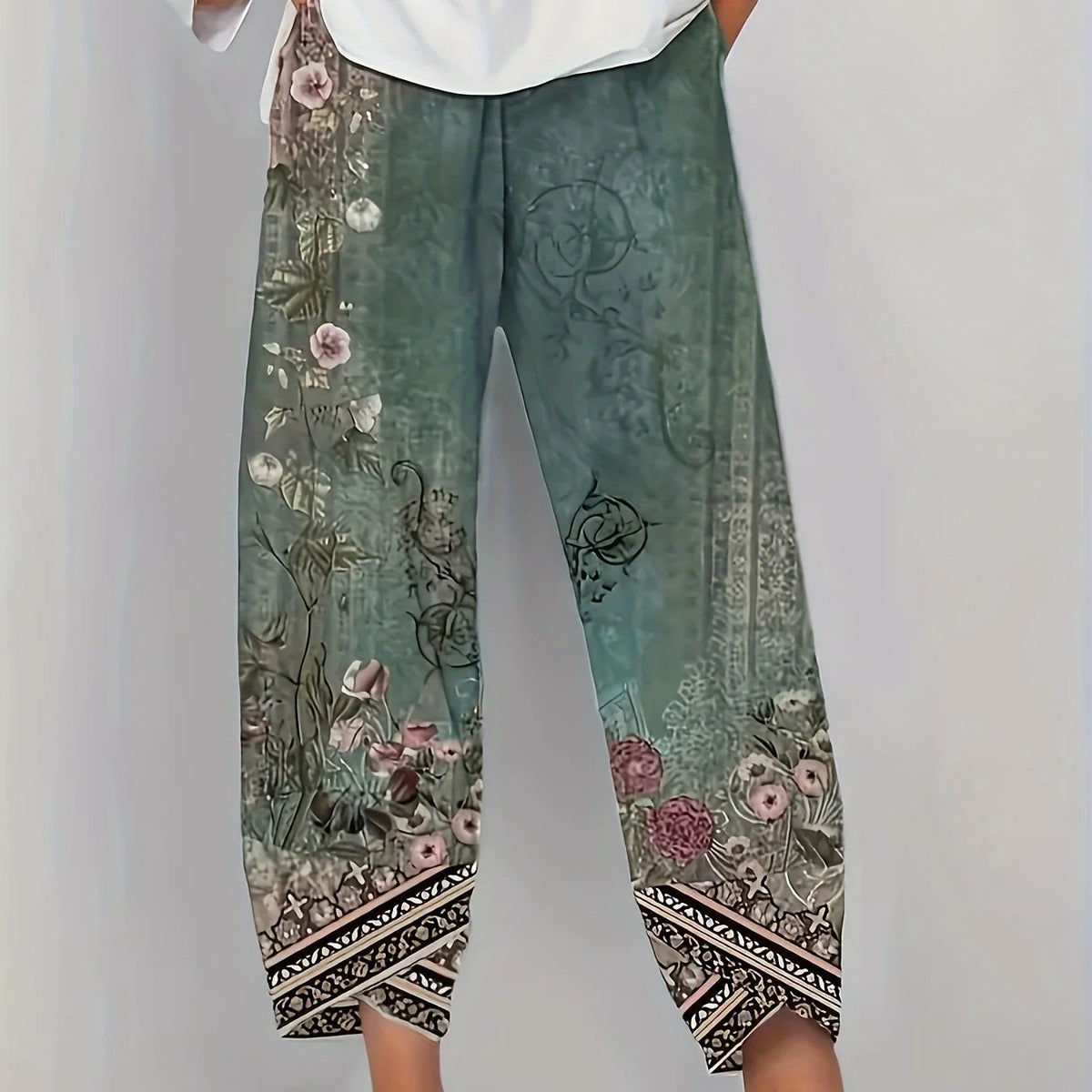Women's Elegant Botanical Cropped Trousers