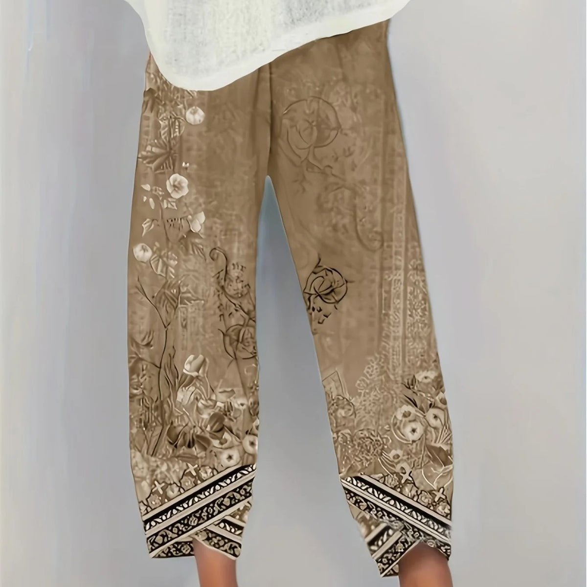 Women's Elegant Botanical Cropped Trousers