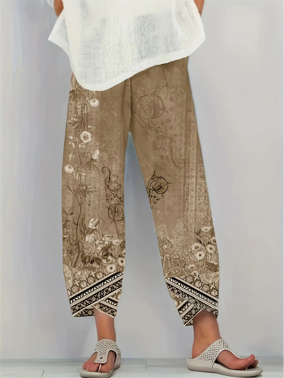 Women's Elegant Botanical Cropped Trousers
