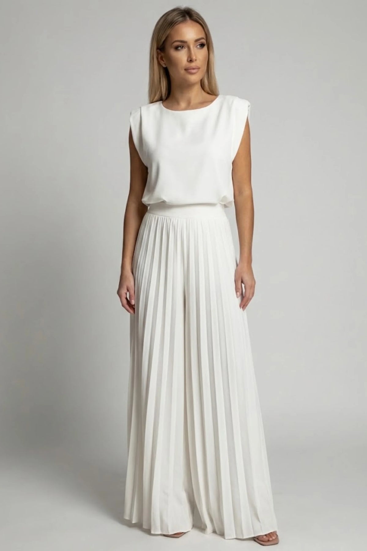 Women's Elegant Pleated Jumpsuit