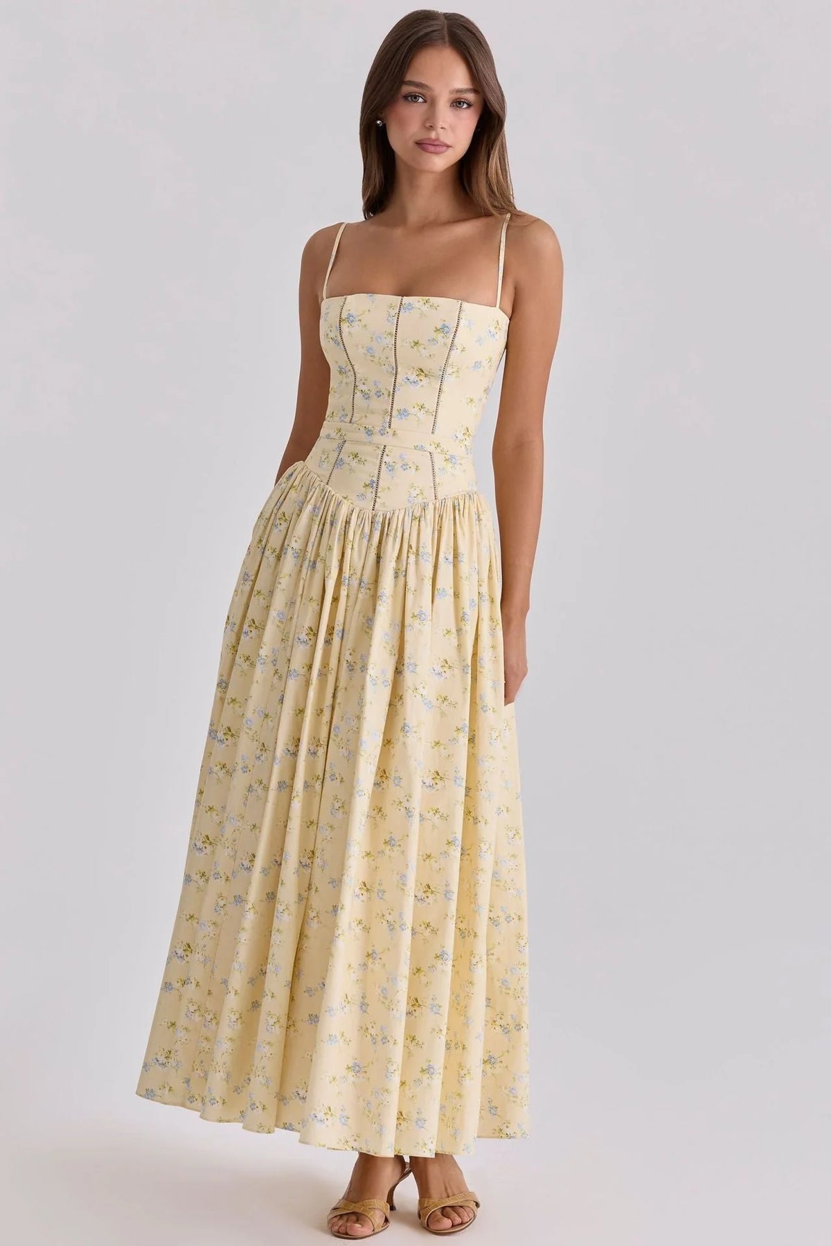Women's Pleated Strapless Sweetheart Midi Dress