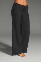 Women's Relaxed Wide-Leg Linen Trousers with Drawstring Waist