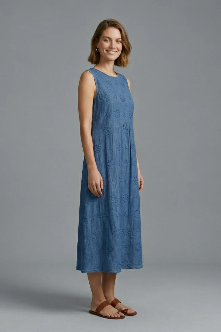 Women's Textured Sleeveless Midi Dress